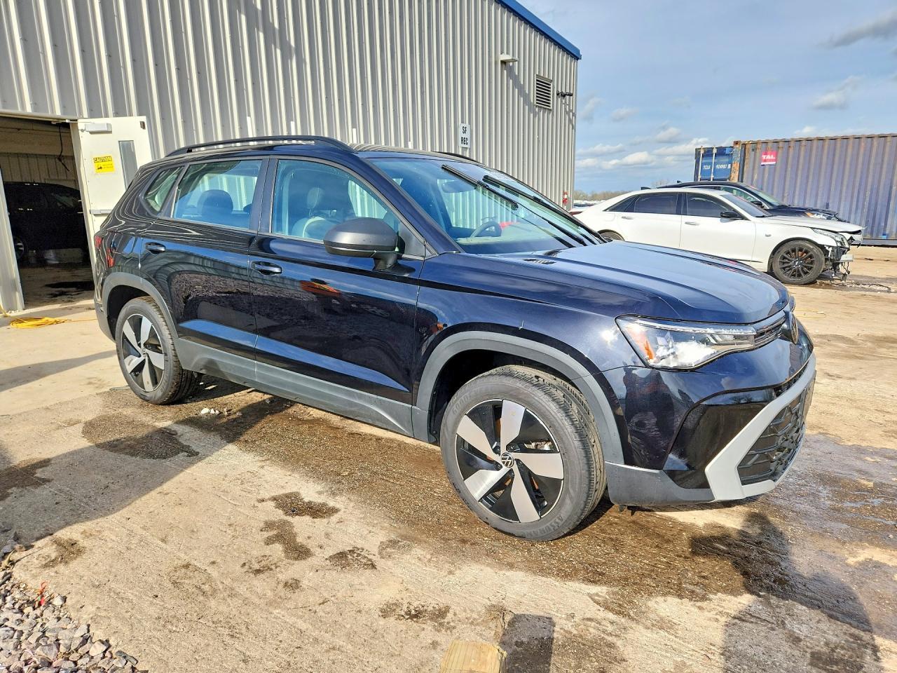 2025 Volkswagen Taos S - Фото 4