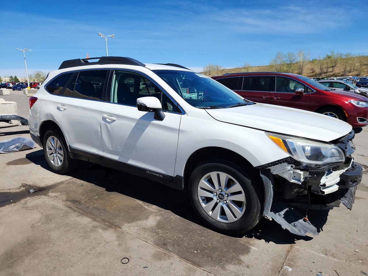 2017 Subaru Outback 2.5I Premium - Image 4
