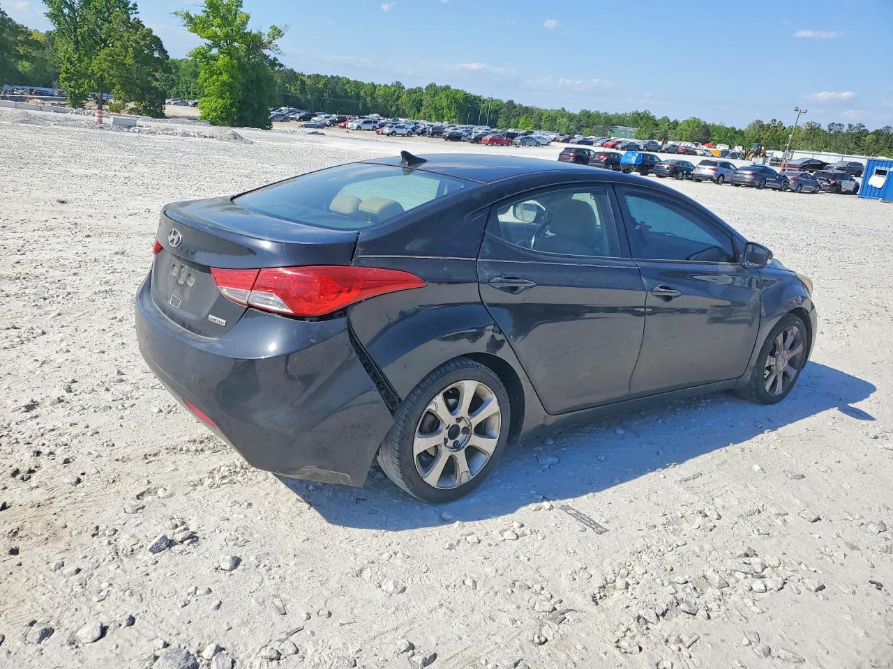 2012 Hyundai Elantra Limited - Image 3