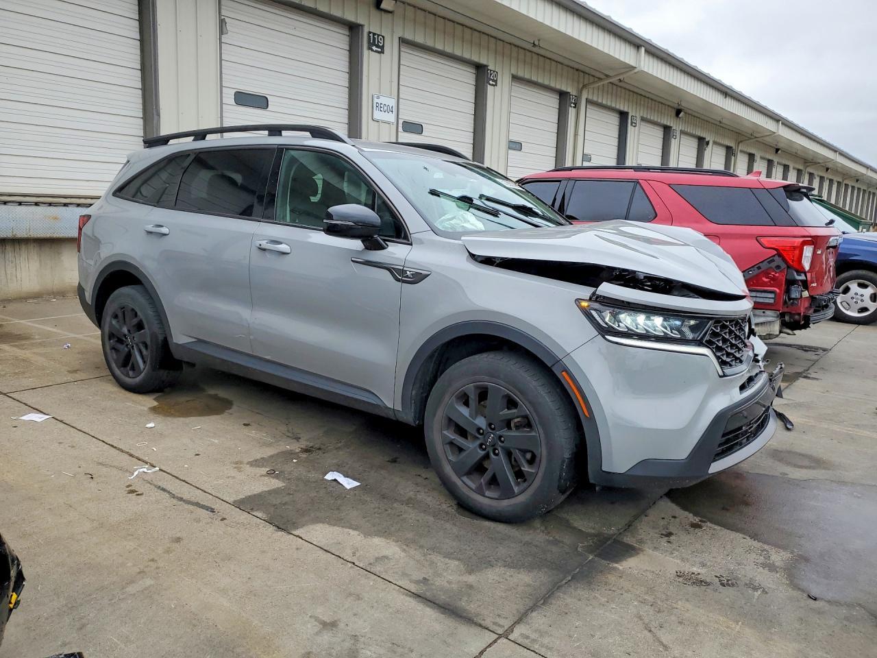 2022 Kia Sorento S - Фото 4
