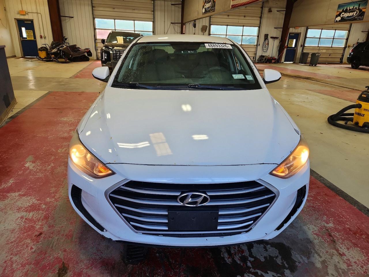 2017 Hyundai Elantra Se - Image 5