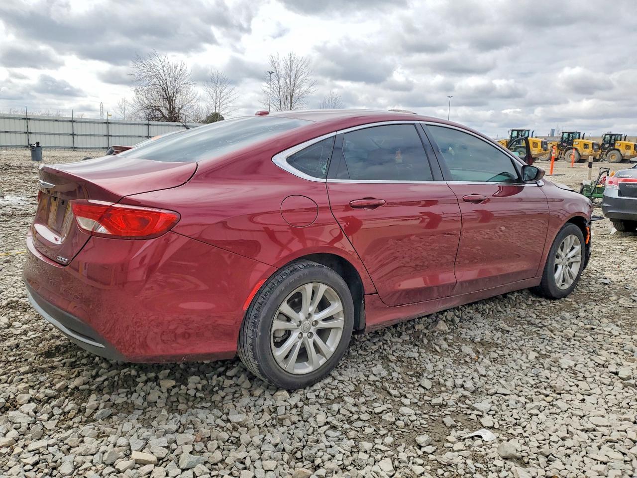 2016 Chrysler 200 Limited - Фото 5