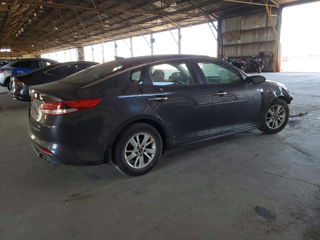 2017 Kia Optima Lx - Фото 3