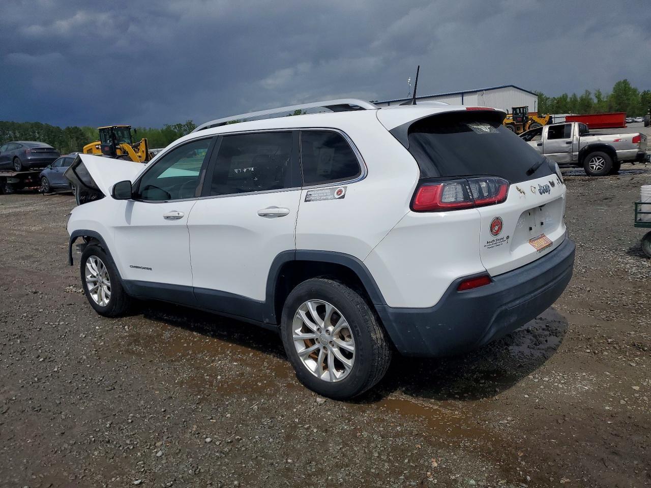 2019 Jeep Cherokee Latitude - Фото 2