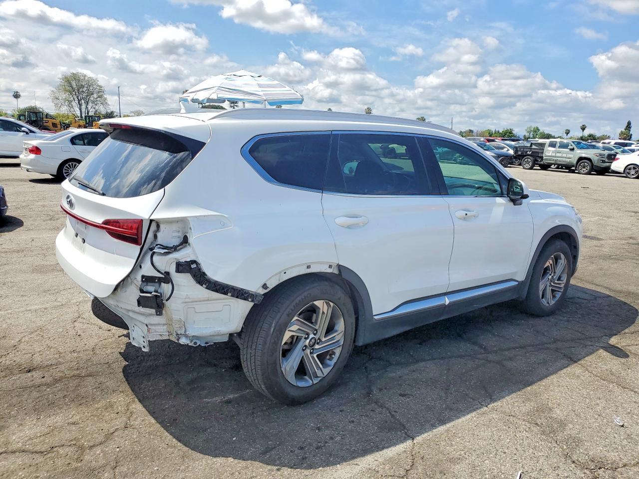 2021 Hyundai Santa Fe Sel - Image 3