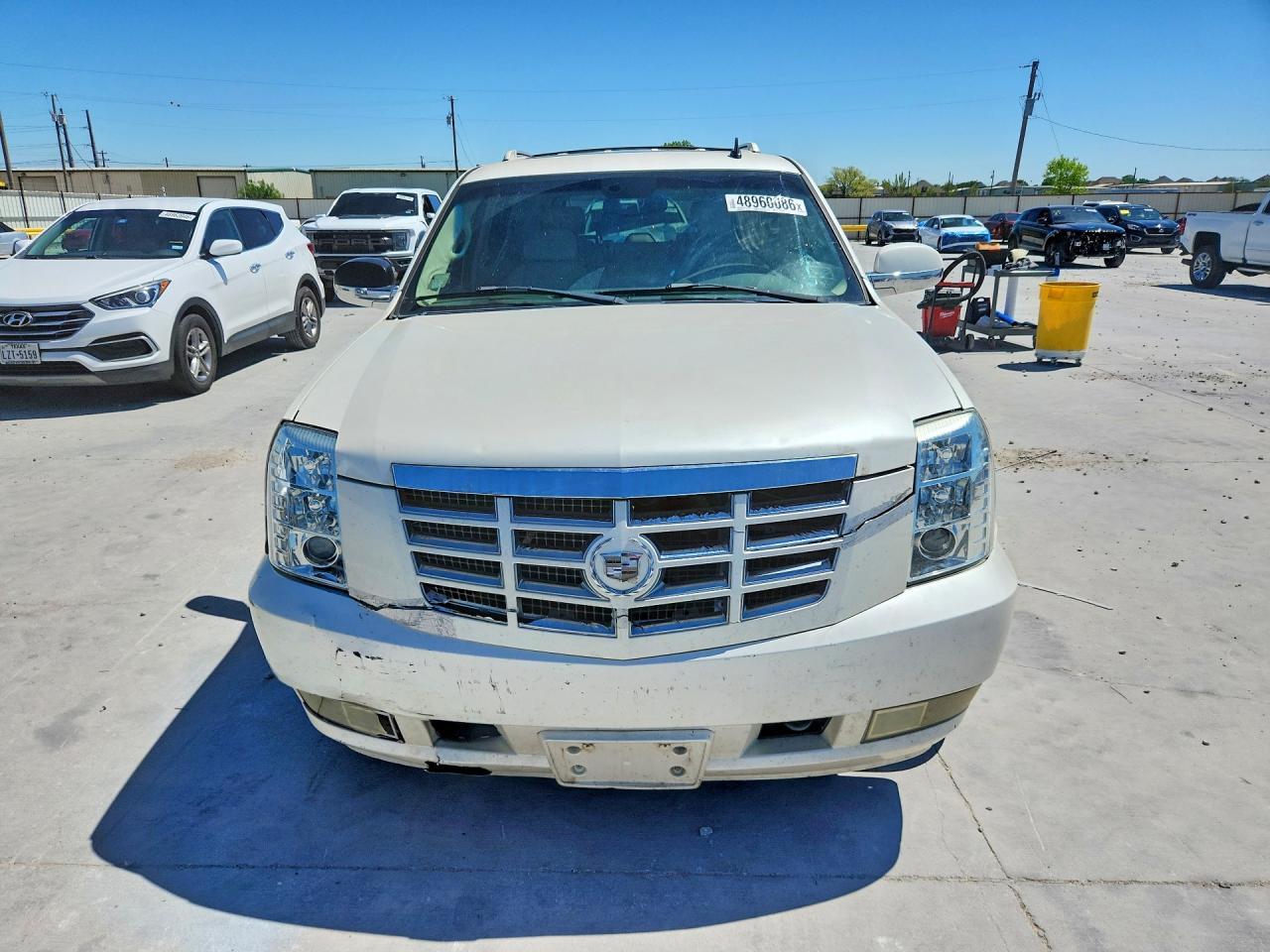 2008 Cadillac Escalade Luxury - Image 5