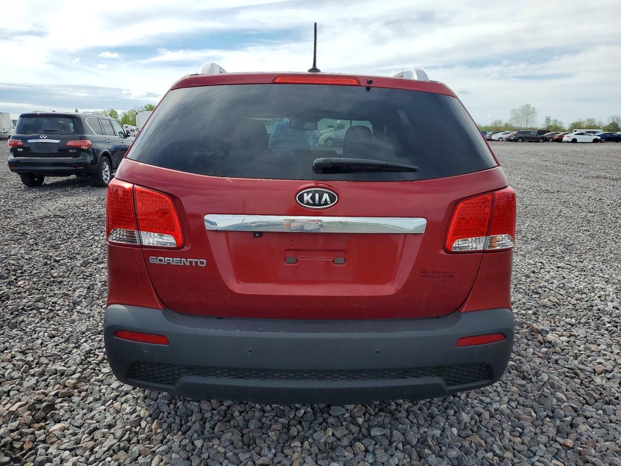 2011 Kia Sorento - Image 6