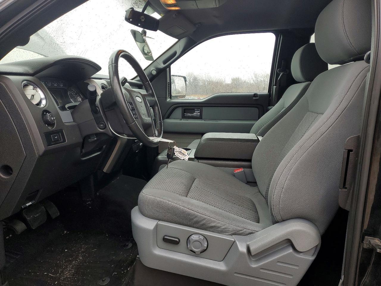 2014 Ford F150 Super Cab - Фото 7