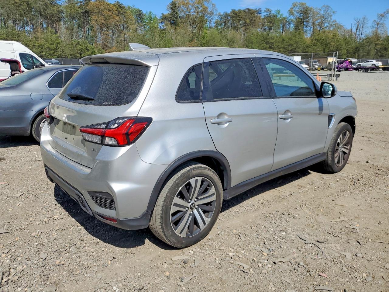 2021 Mitsubishi Outlander Sport Es - Фото 3