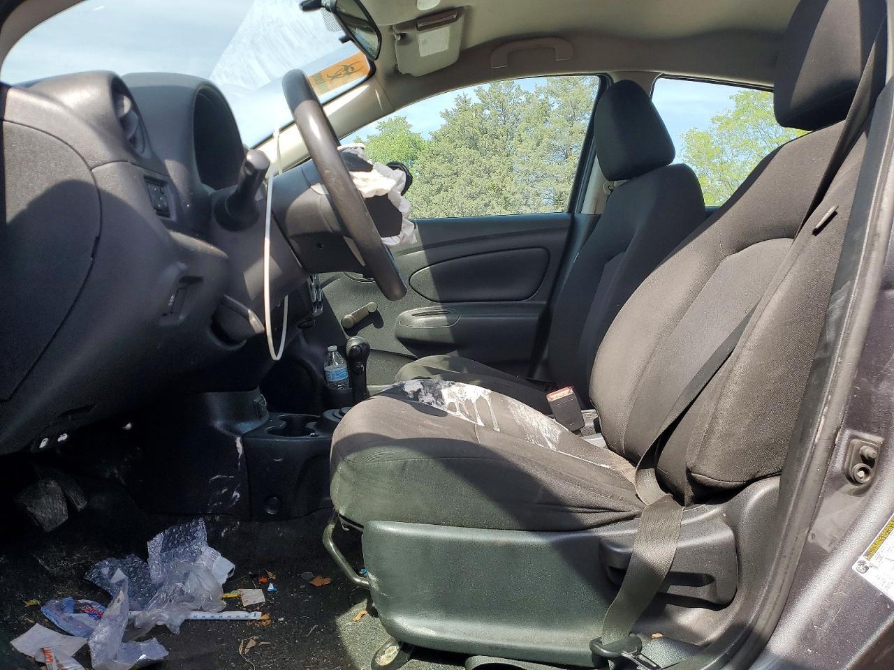 2019 Nissan Versa S Plus - Фото 7