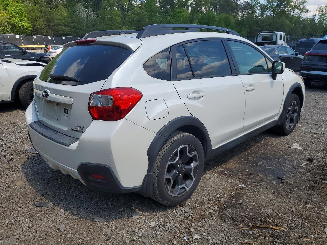 2014 Suba Xv Crosstrek - Image 3