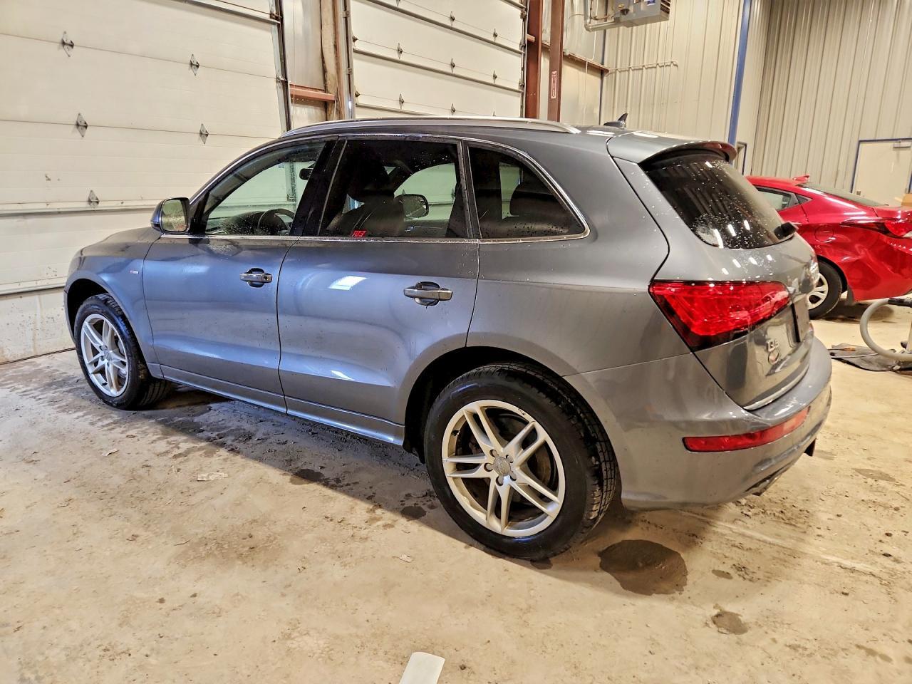 2016 Audi Q5 Prestige S-Line - Image 2