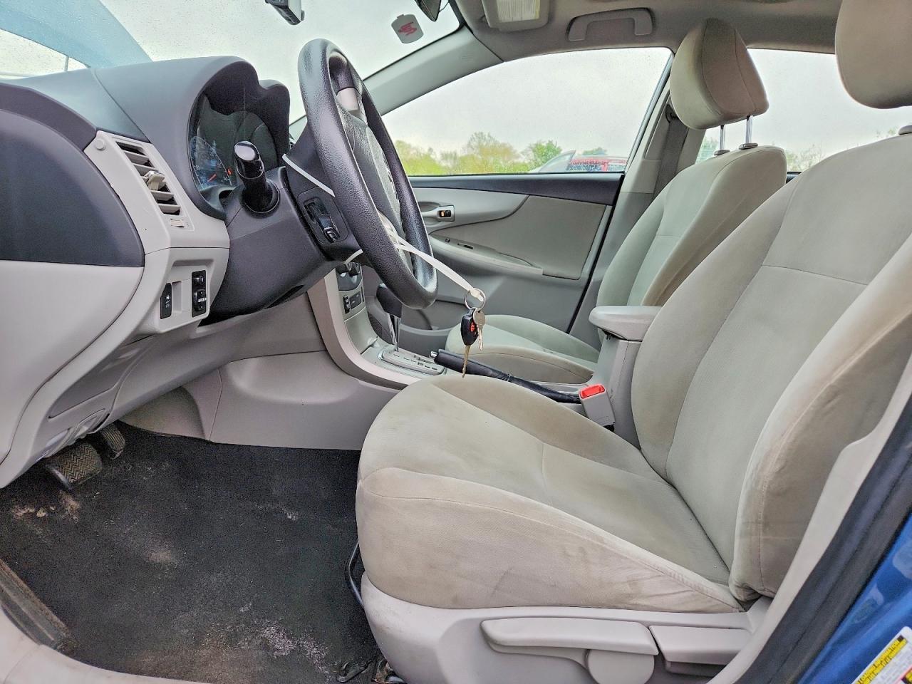2013 Toyota Corolla Le - Фото 7