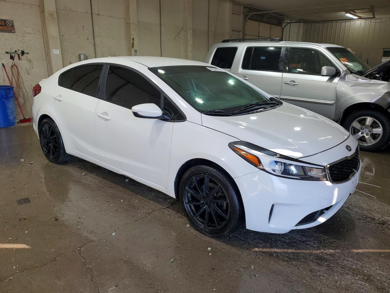2017 Kia Forte Lx - Фото 4