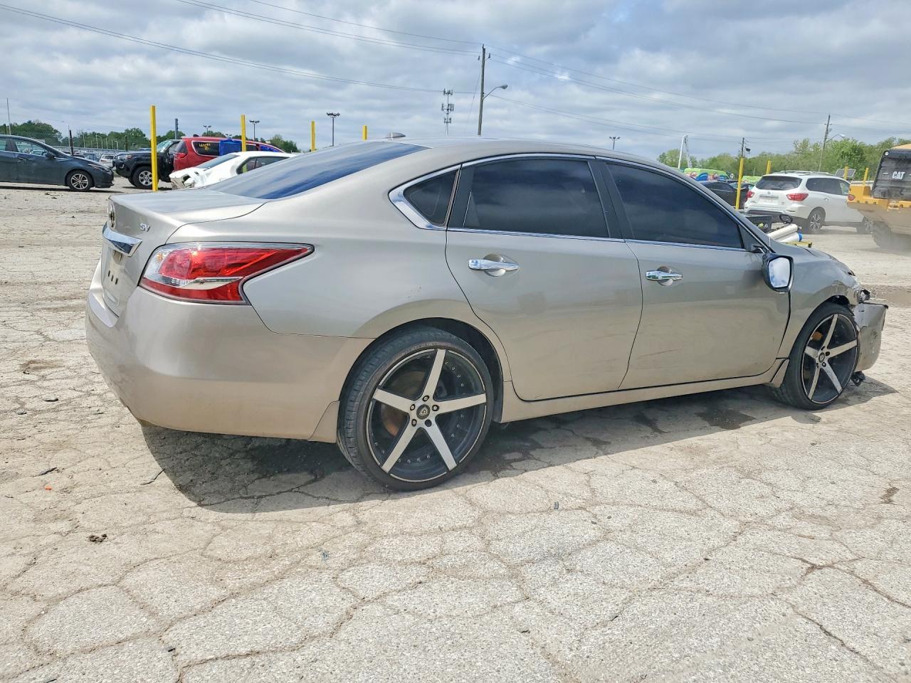 2015 Nissan Altima 2.5 Sv - Фото 3