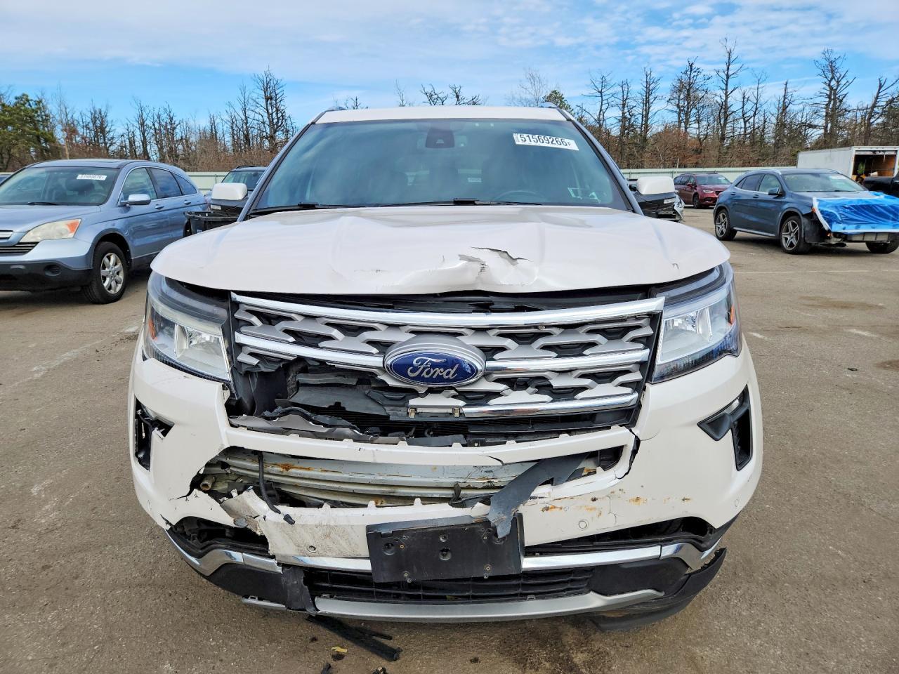 2018 Ford Explorer Limited - Image 5