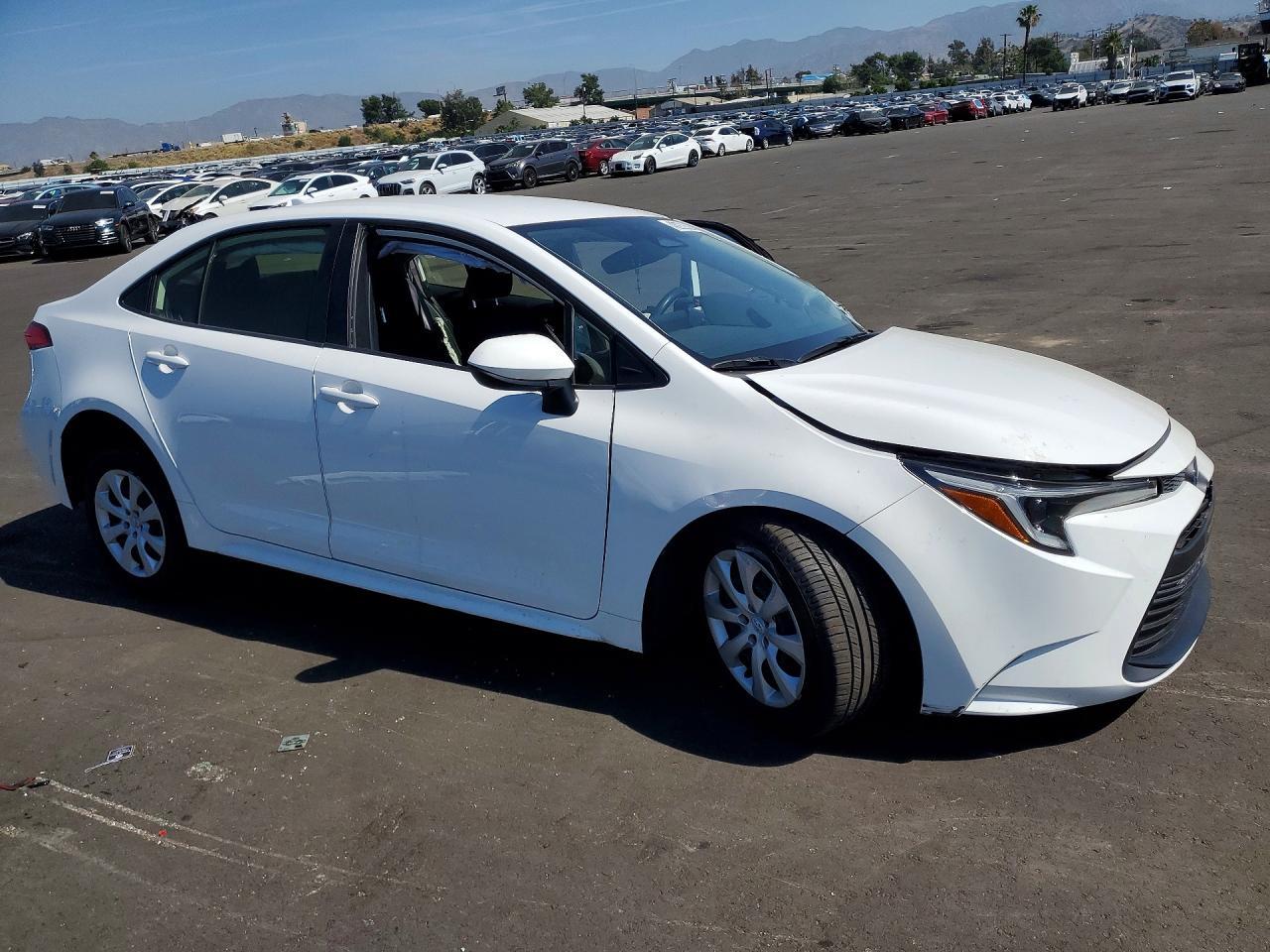 2023 Toyota Corolla Hybrid Le - Image 4