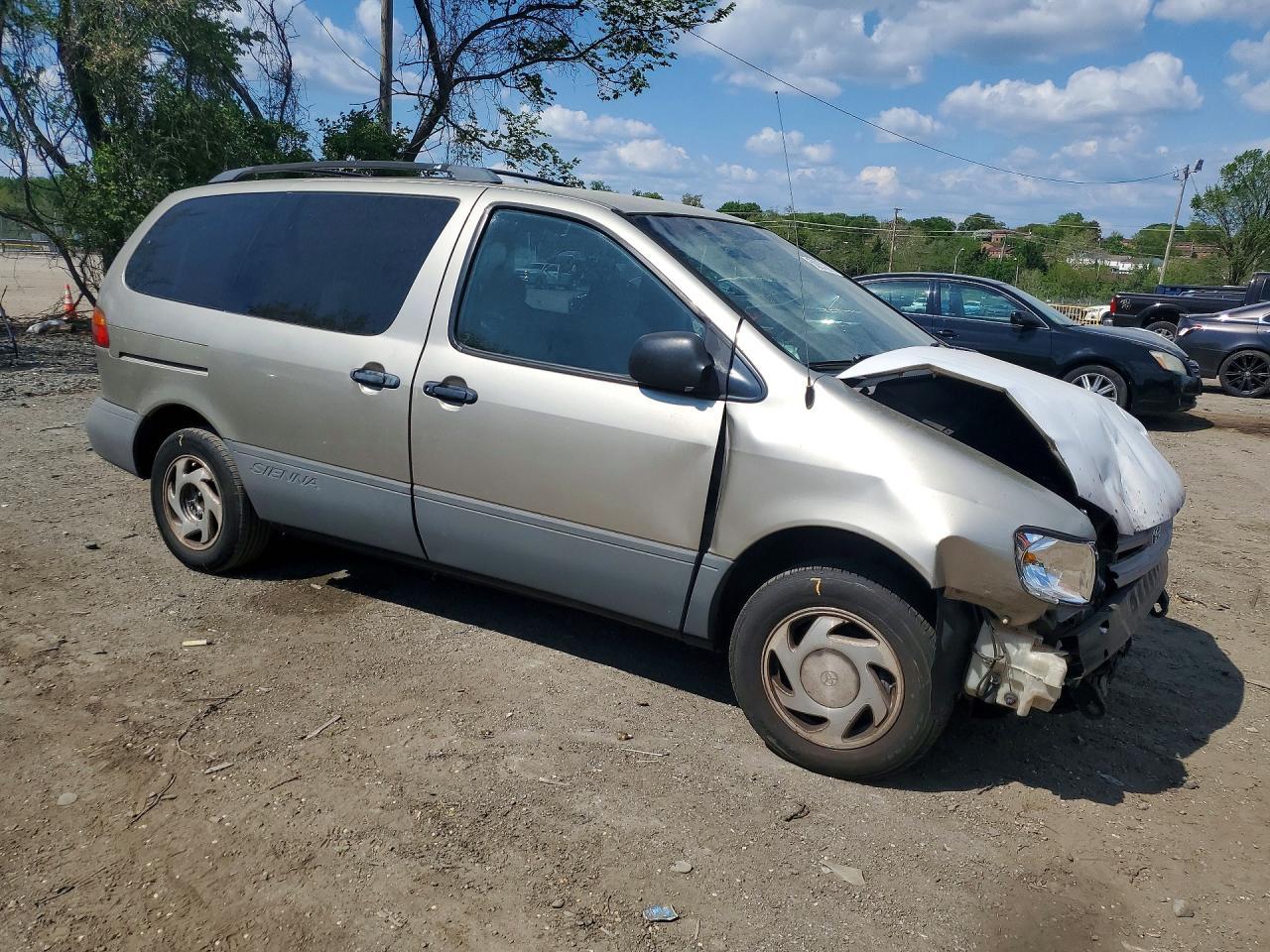 2000 Toyota Sienna Le - Фото 4