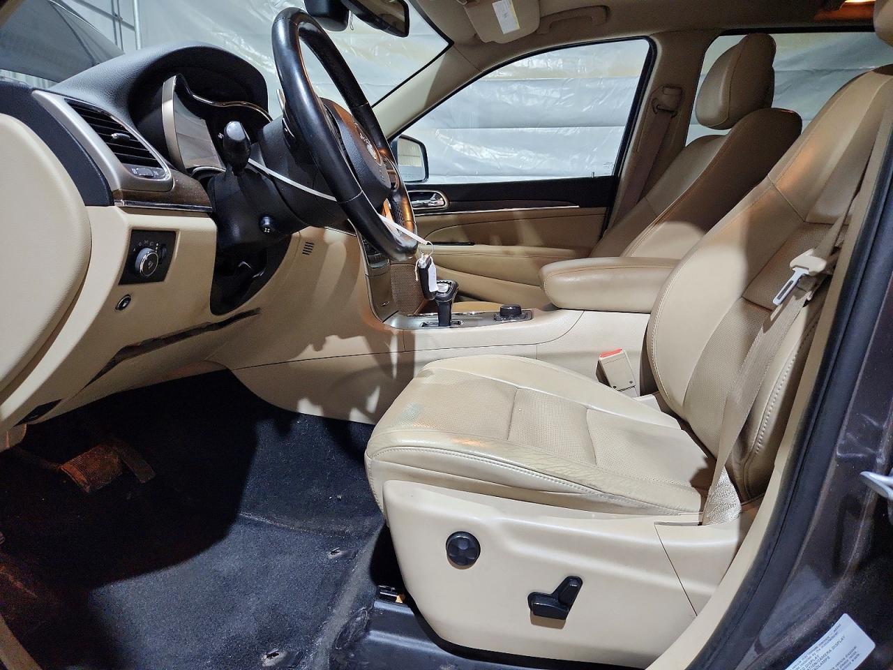 2015 Jeep Grand Cherokee - Image 7