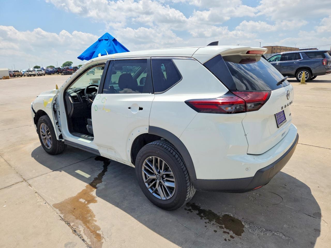 2024 Nissan Rogue S - Фото 2