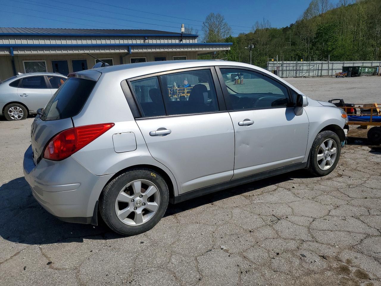 2007 Nissan Versa 1.8 S - Фото 3