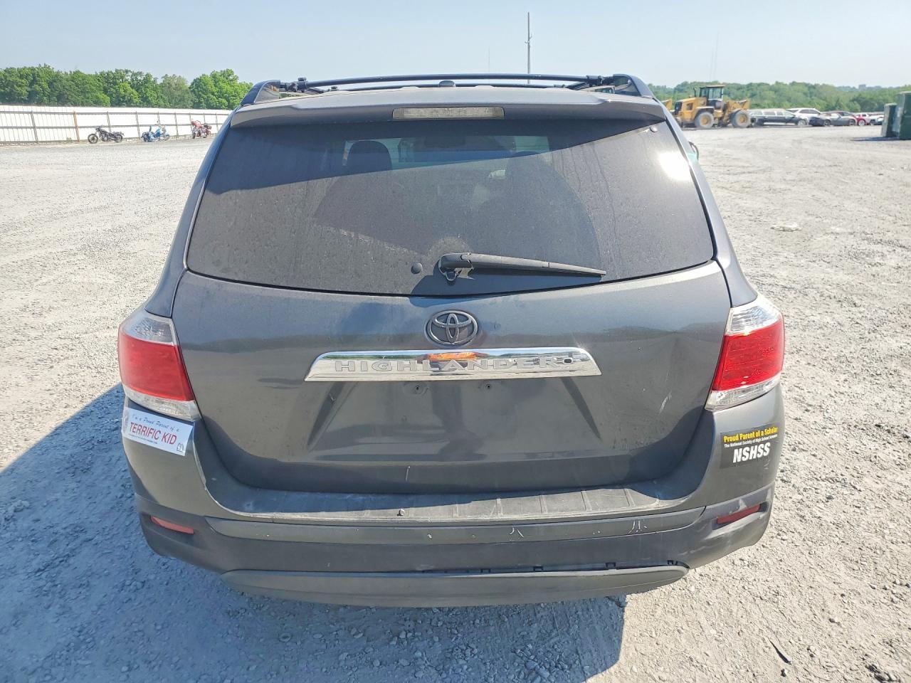 2011 Toyota Highlander Se - Фото 6