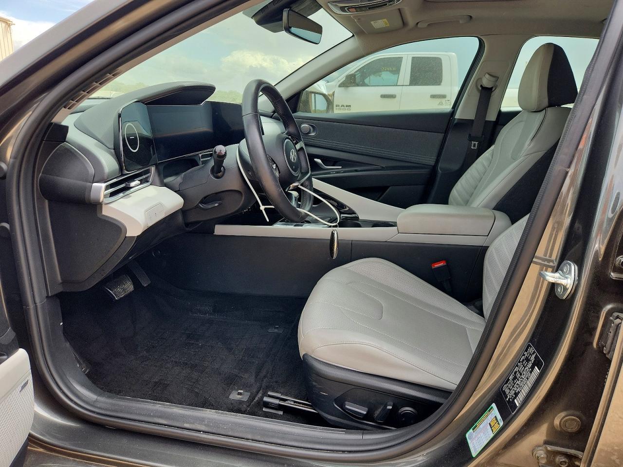 2024 Hyundai Elantra Limited - Фото 7