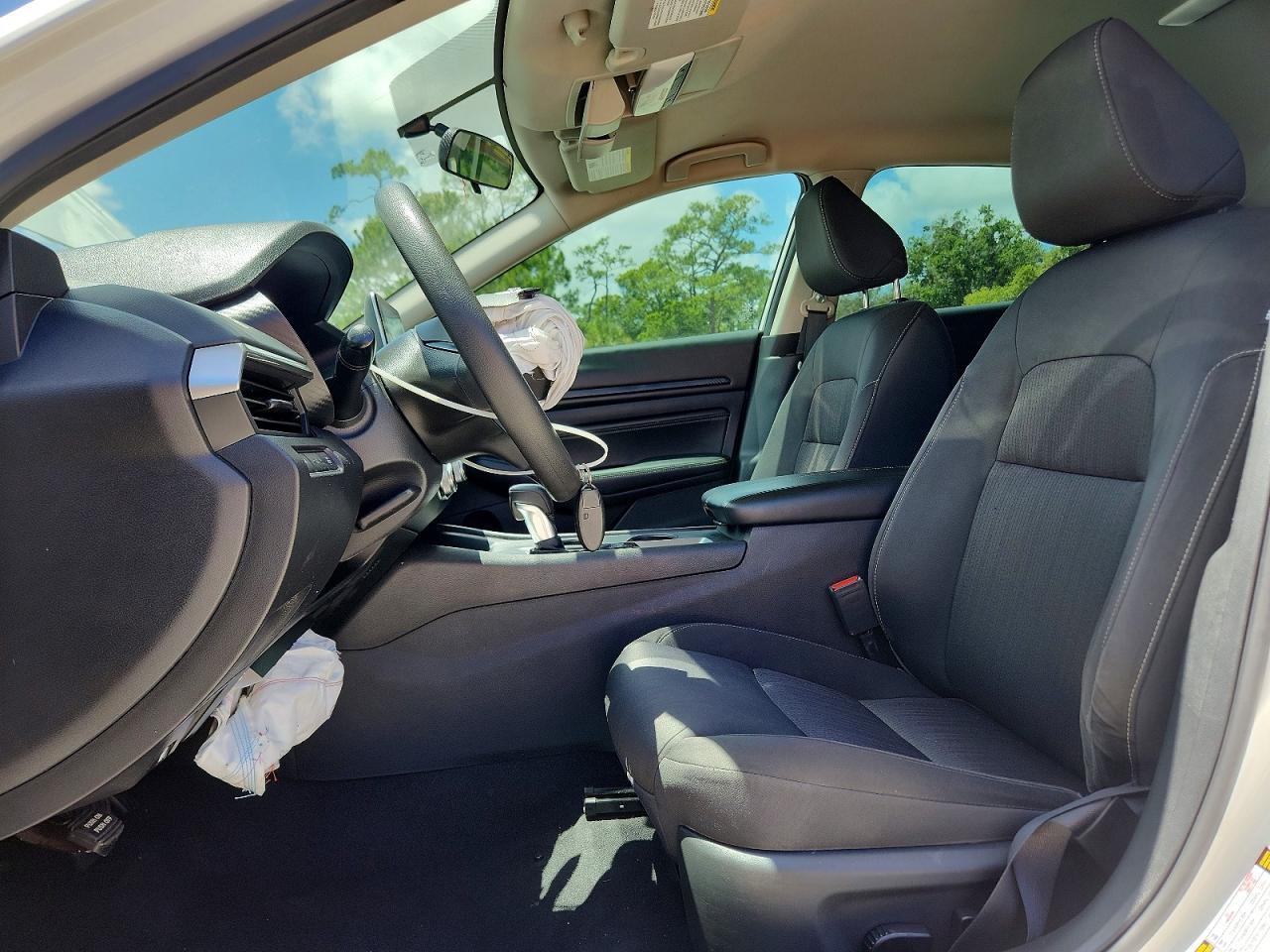 2020 Nissan Altima S - Image 7