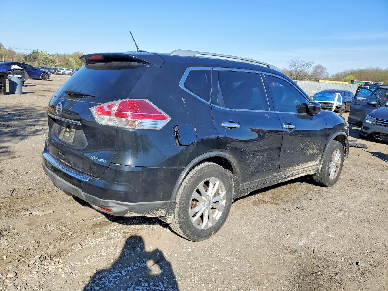 2016 Nissan Rogue Sv - Image 3