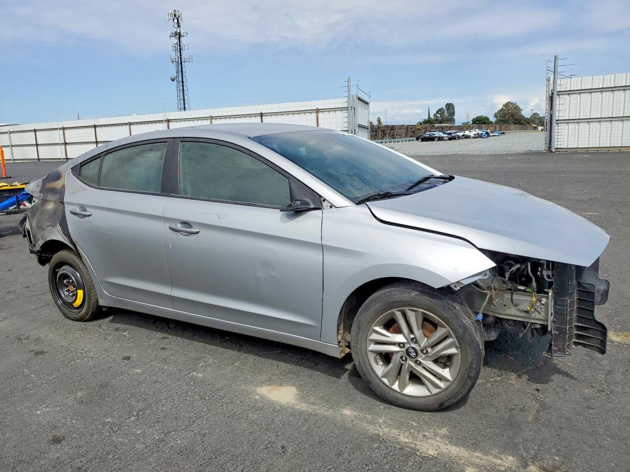 2020 Hyundai Elantra Sel - Image 4