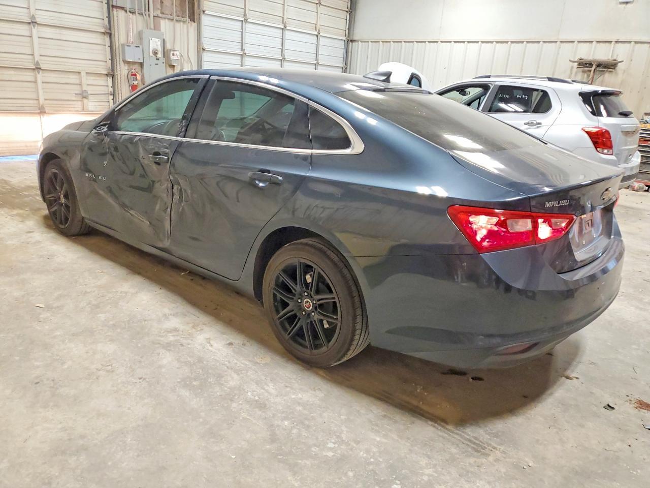 2020 Chevrolet Malibu Ls - Фото 2