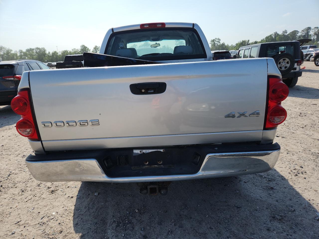 2007 Dodge Ram 2500 St - Фото 6
