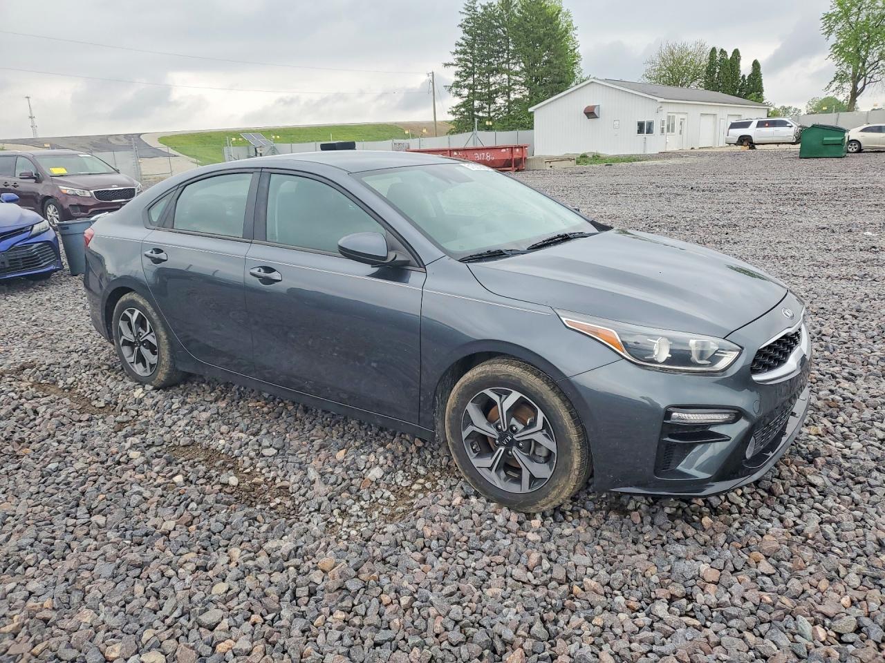 2020 Kia Forte Lxs - Фото 4