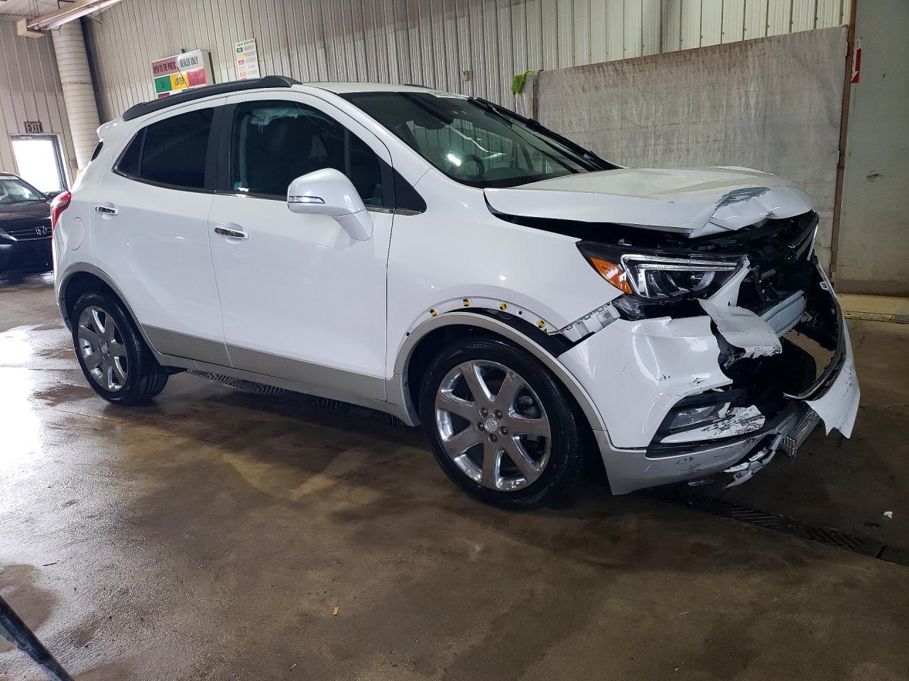 2019 Buick Encore Essence - Image 4