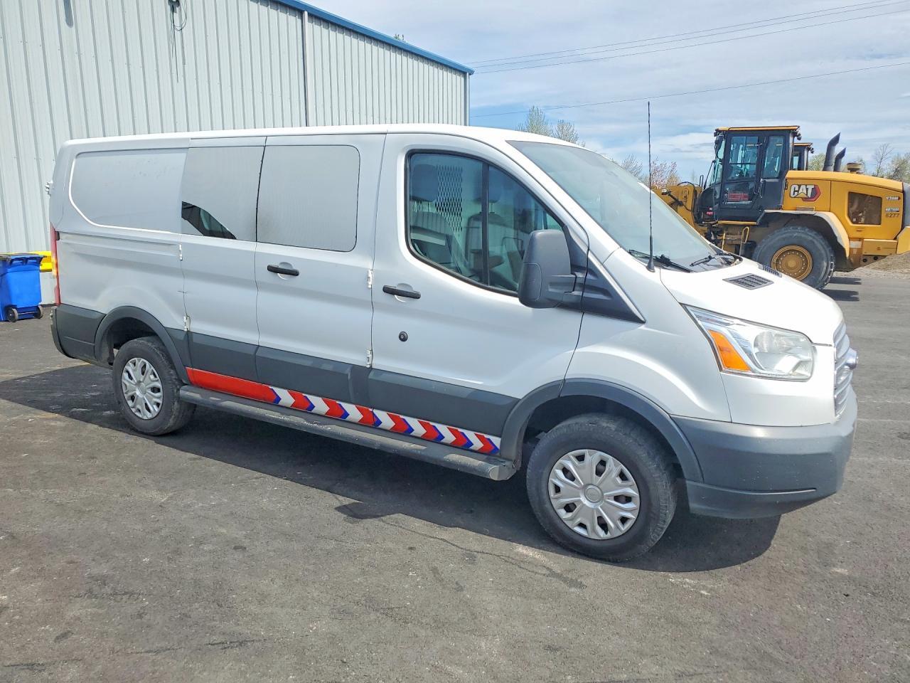 2015 Ford Transit T-250 - Фото 4