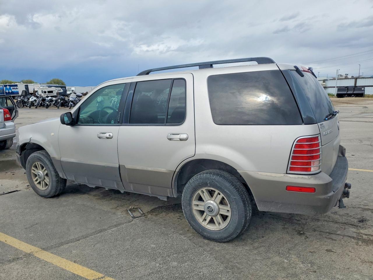 2003 Mercury Mountaineer - Фото 2