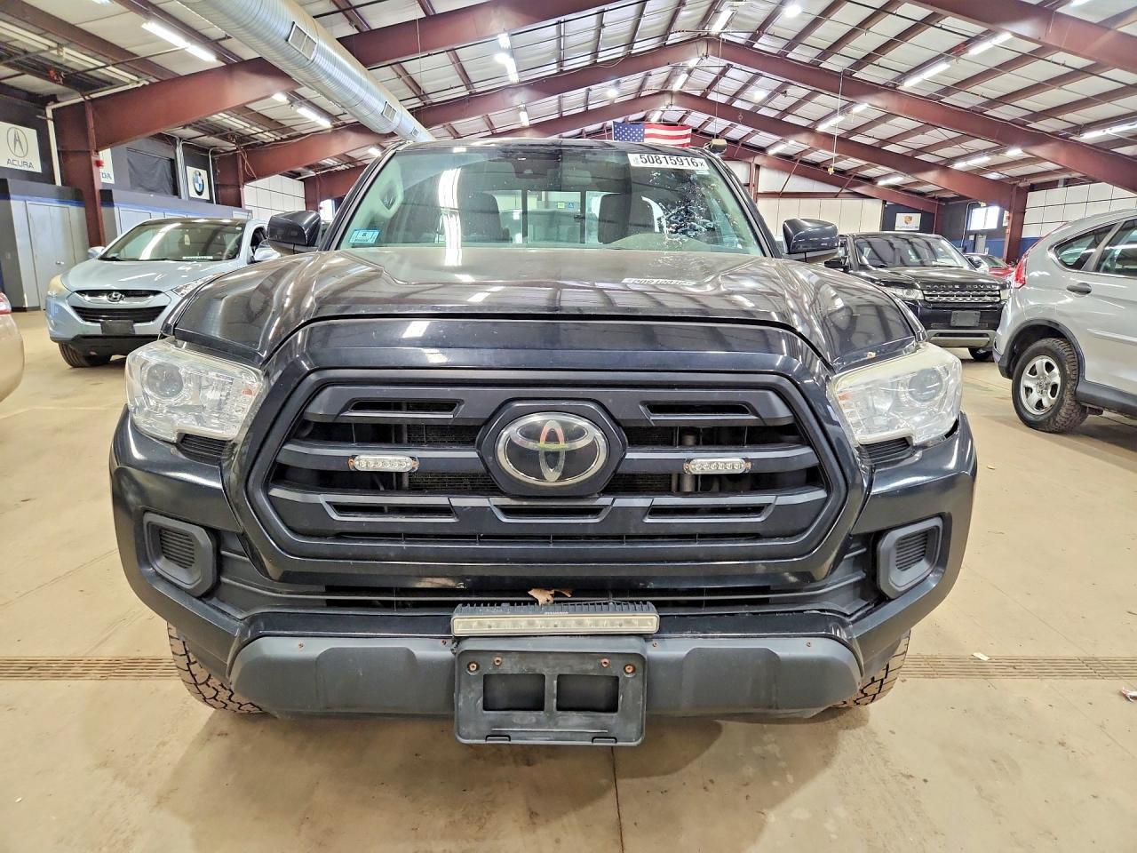 2018 Toyota Tacoma Sr - Фото 5