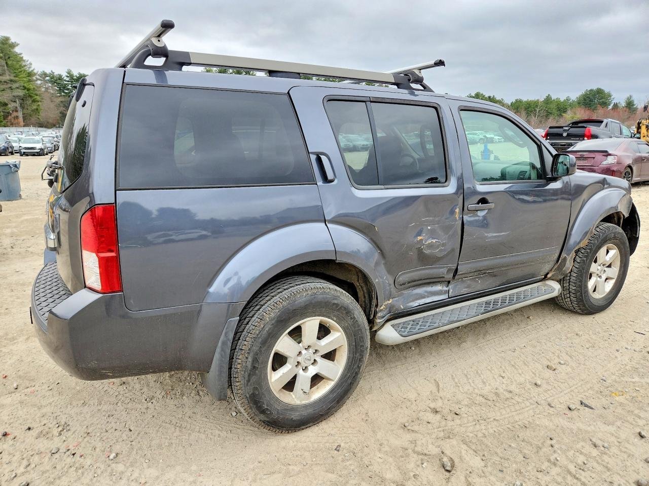 2012 Nissan Pathfinder S - Фото 3