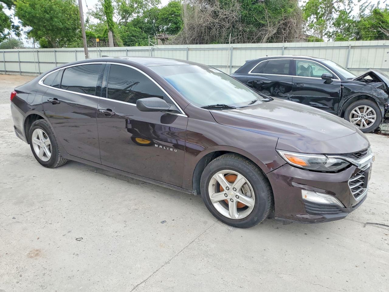 2020 Chevrolet Malibu Ls - Image 4