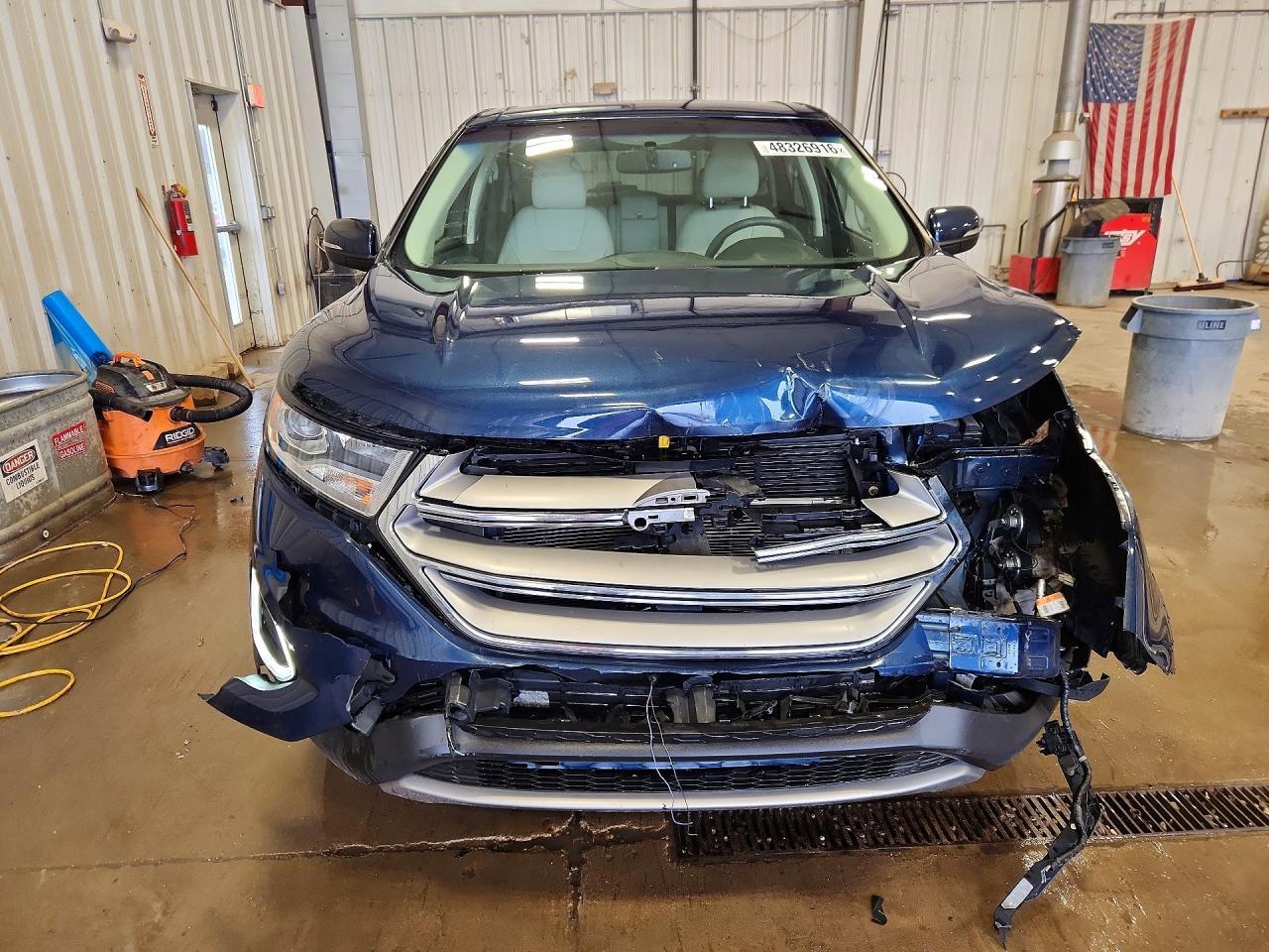 2017 Ford Edge Titanium - Image 5