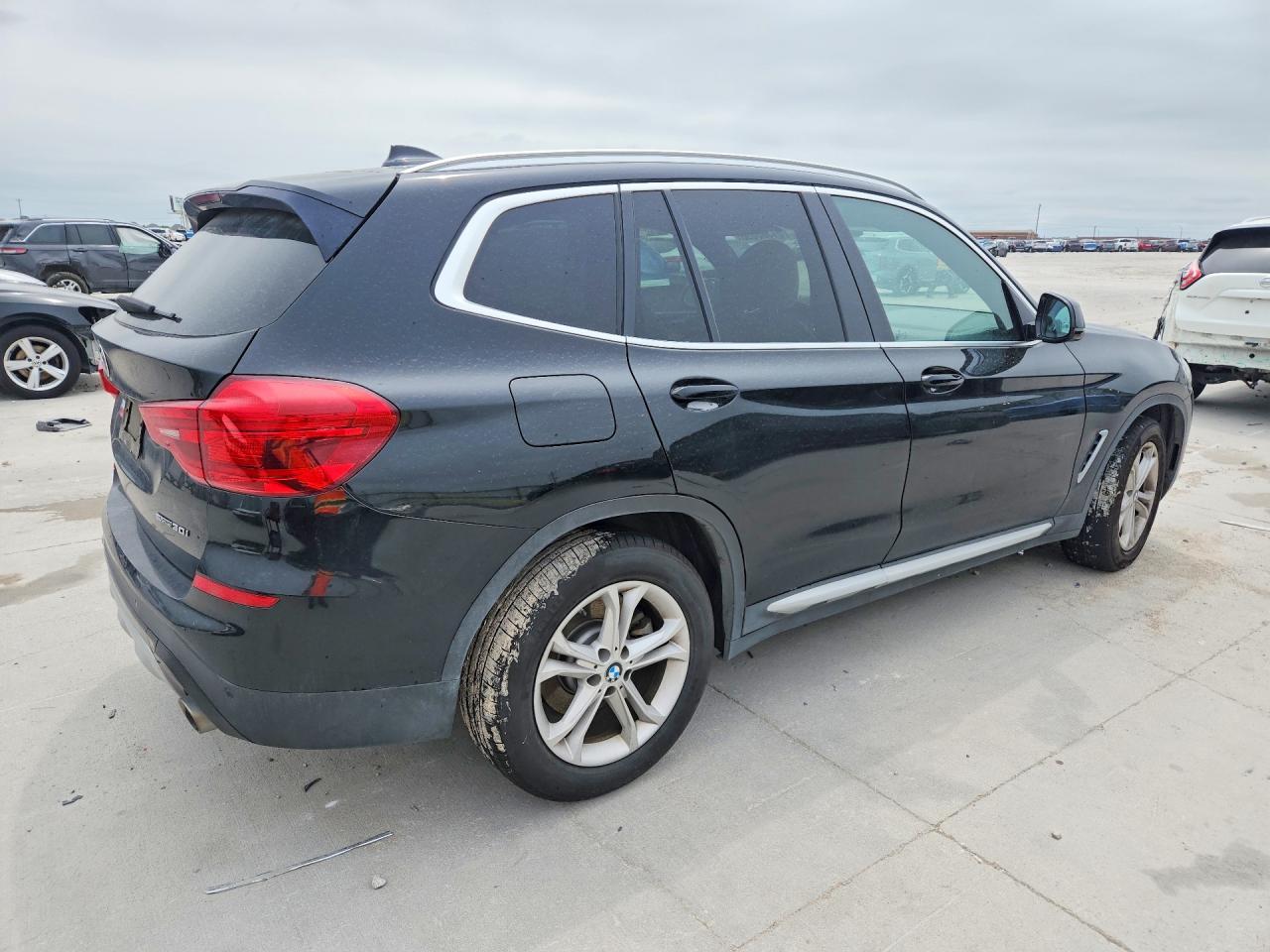 2019 BMW X3 Sdrive30I - Image 3
