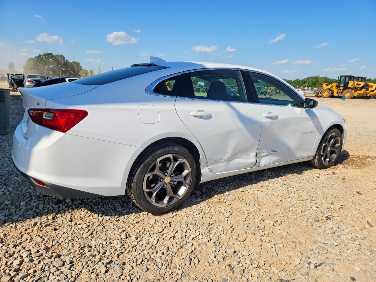 2023 Chevrolet Malibu Lt - Фото 3