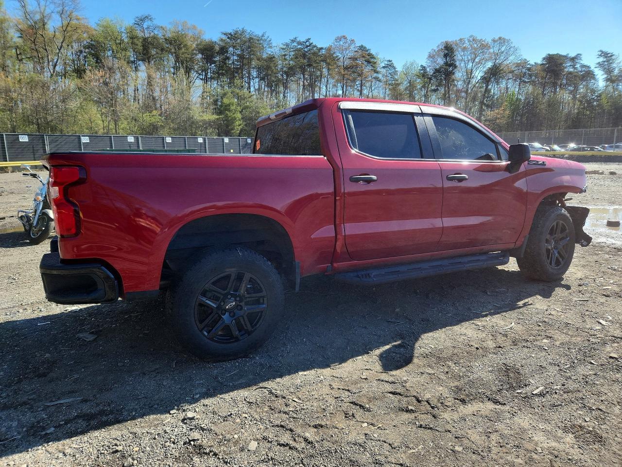 2021 Chevrolet Silverado K1500 Trail Boss Custom - Фото 3