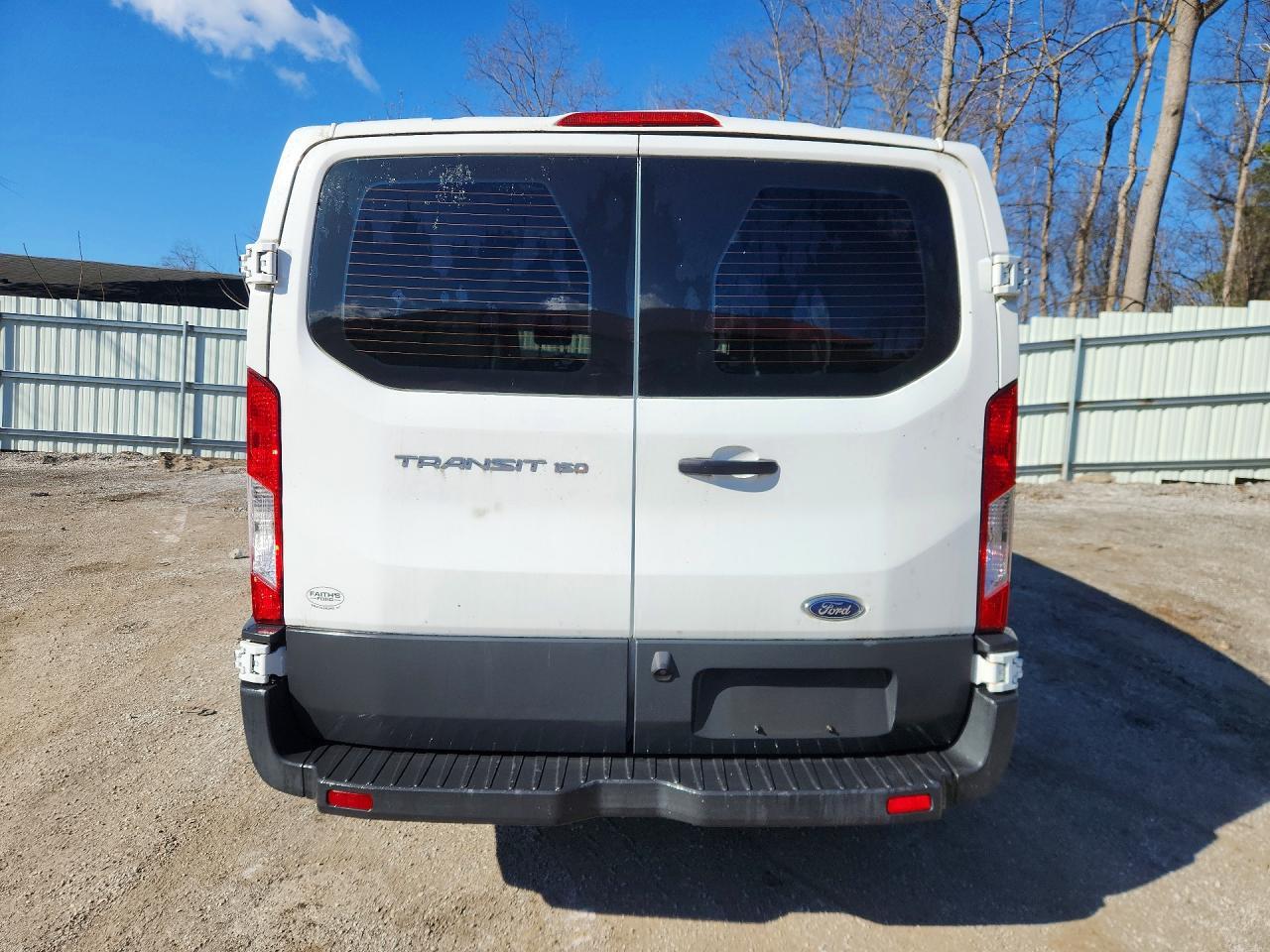 2016 Ford Transit 150 Delivery Van - Фото 6