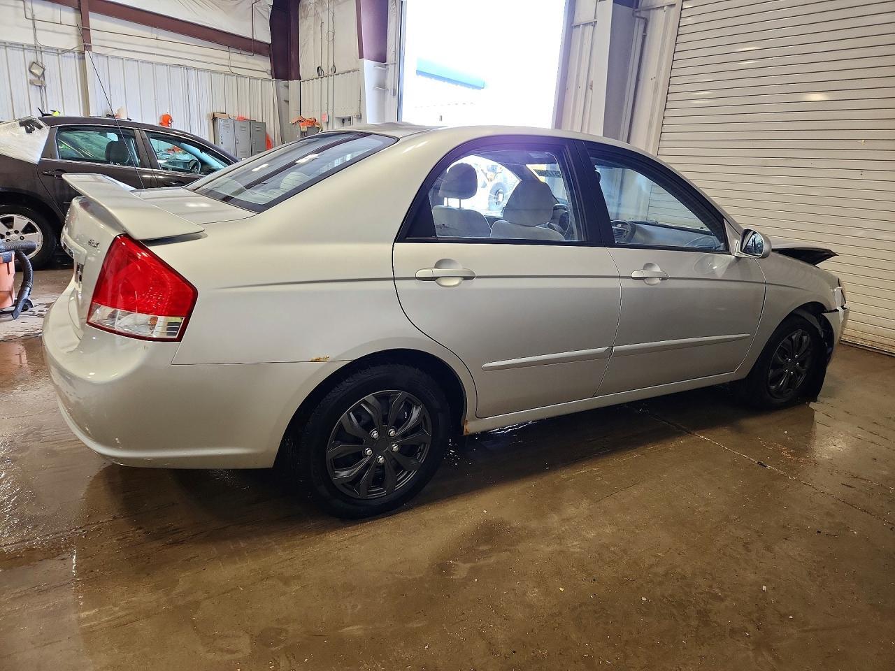 2009 Kia Spectra Lx - Фото 3
