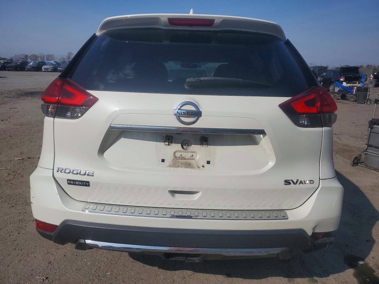 2017 Nissan Rogue Sv - Фото 6