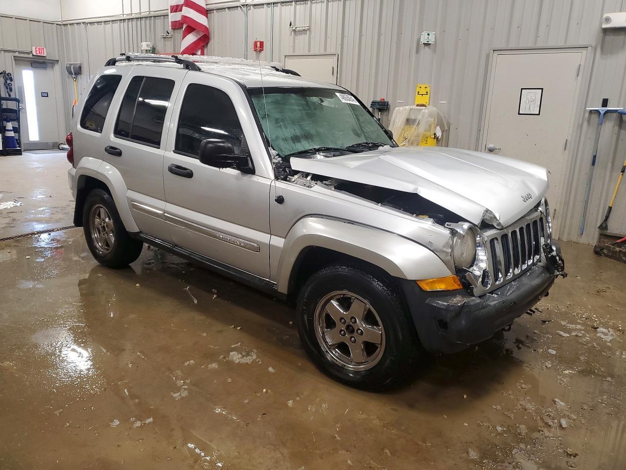 2005 Jeep Liberty Limited - Фото 4