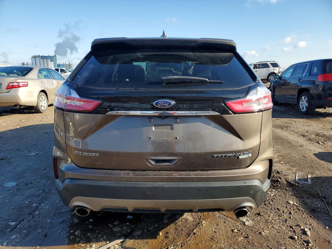2019 Ford Edge Titanium - Фото 6