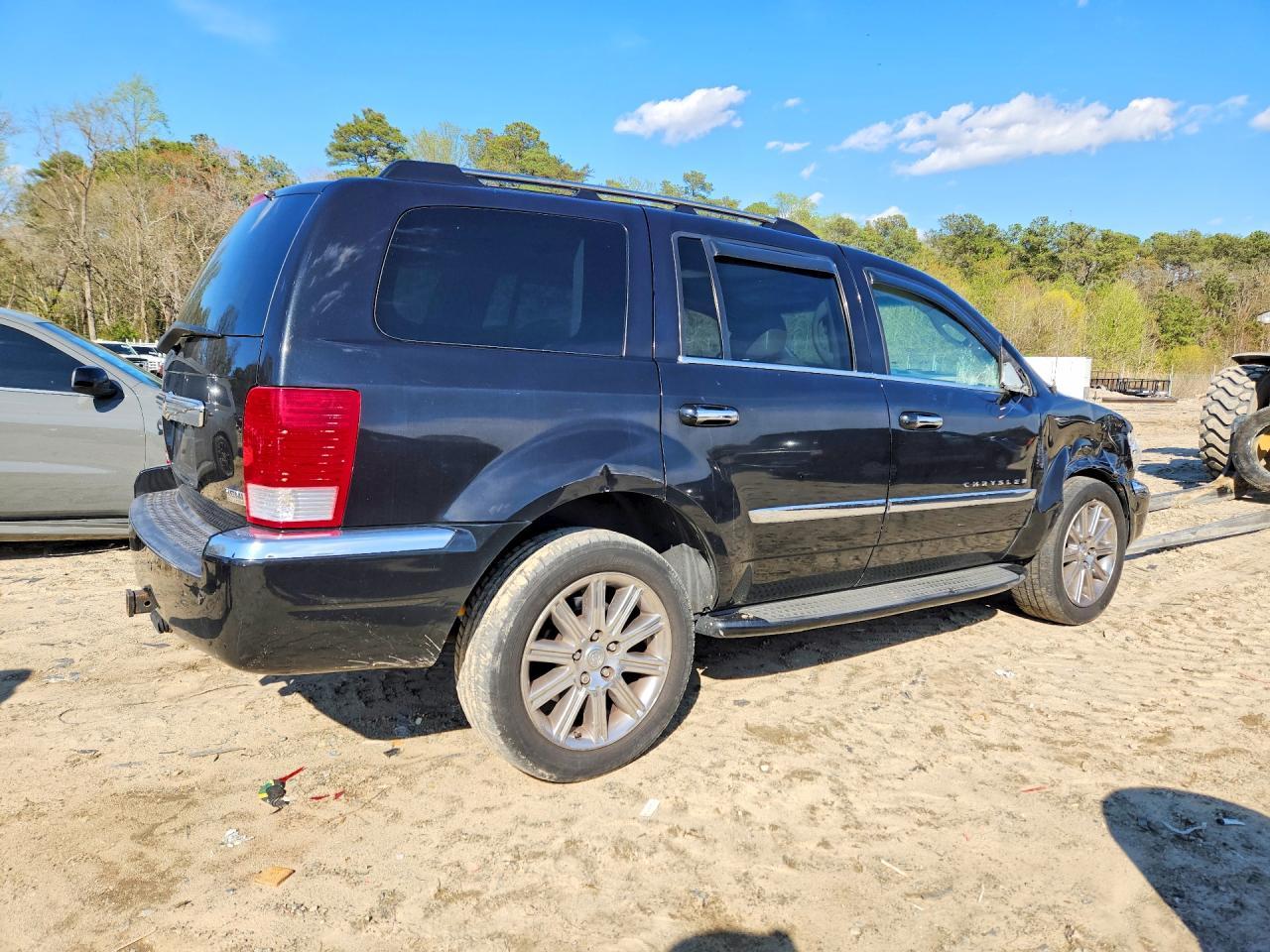 2008 Chrysler Aspen Limited - Фото 3