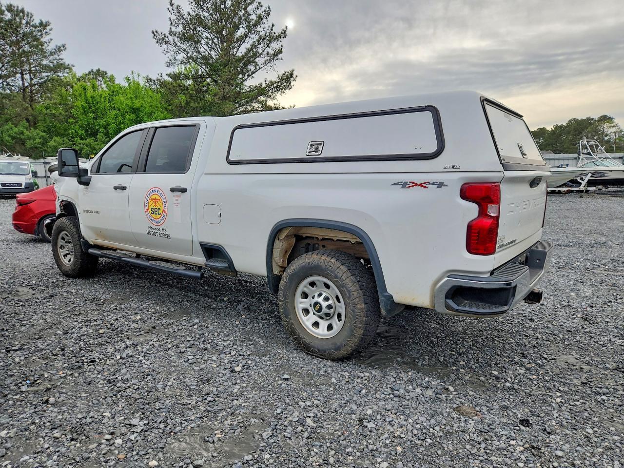 2021 Chevrolet Silverado K3500 - Фото 2